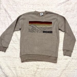 Cozy Fuzzy Juneau Mountain Crewneck Sweatshirt | Size Small Prairie Mountain